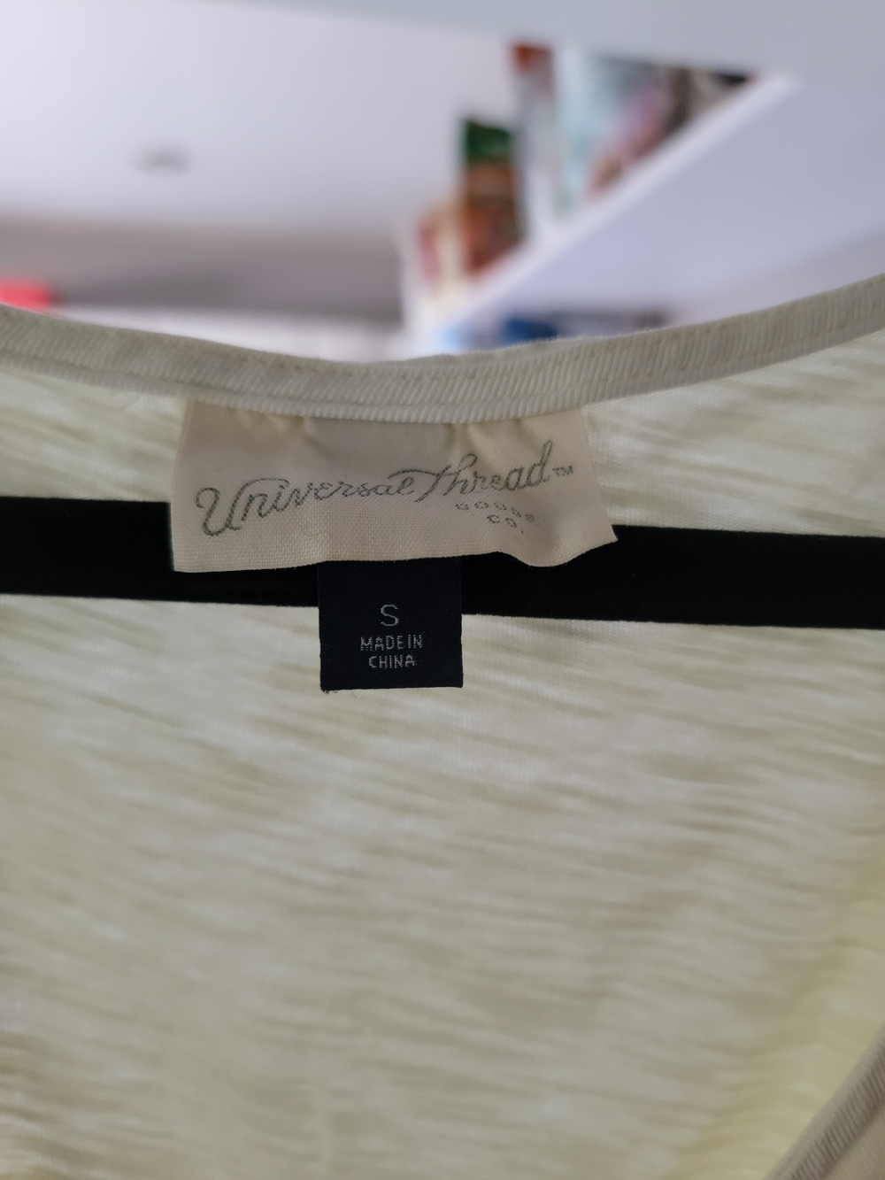 Universal Thread Cream Button-Front Tank Top - Picture 3 of 4